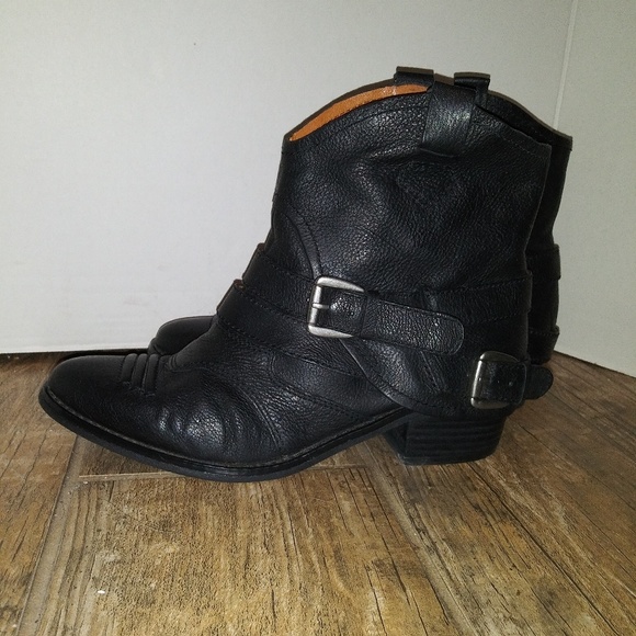 "Vawel Spent" Bootie - Picture 3 of 8